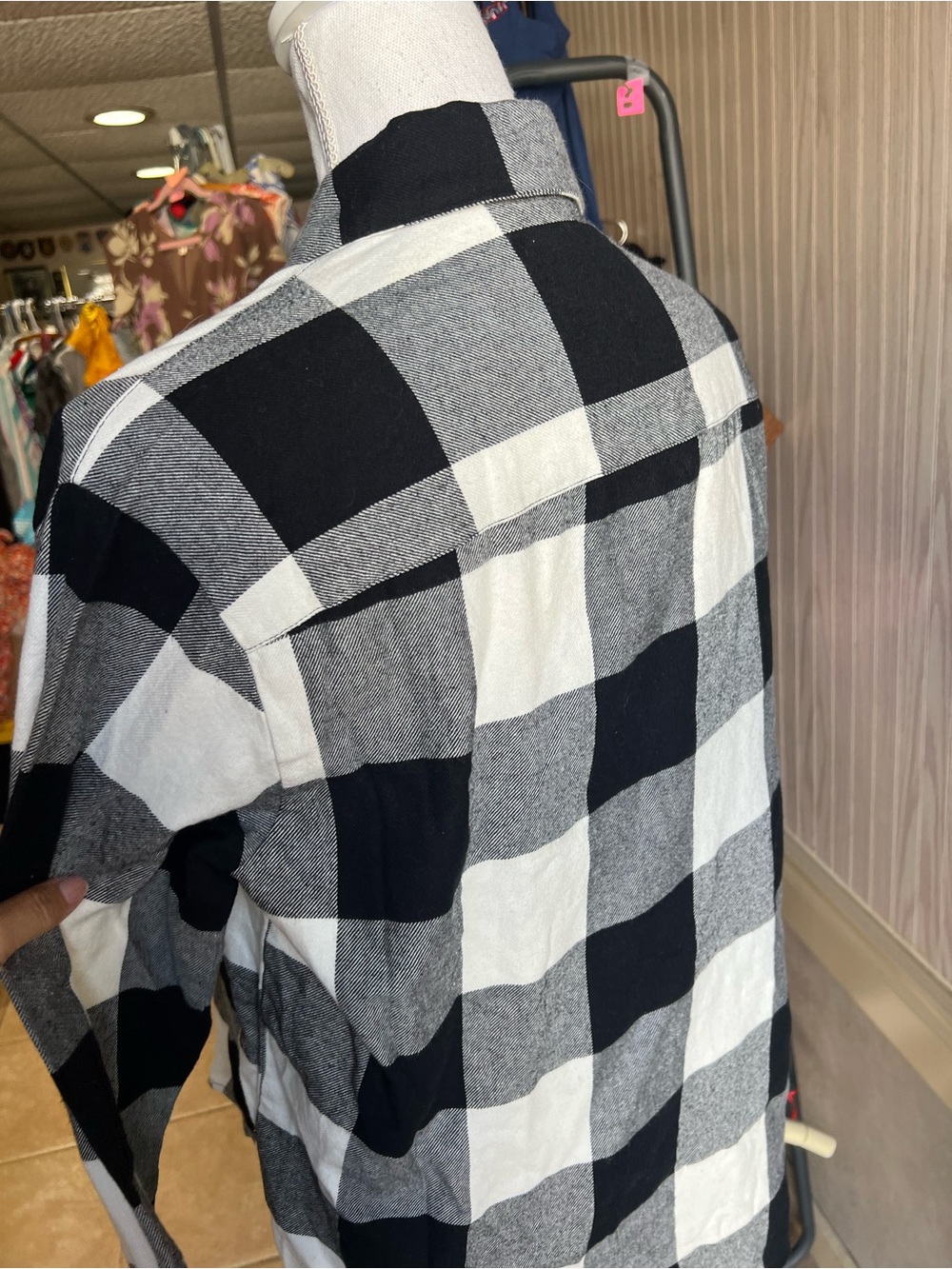 Old Navy Black and White Buffalo Plaid Button-Down Shirt - Picture 6 of 7